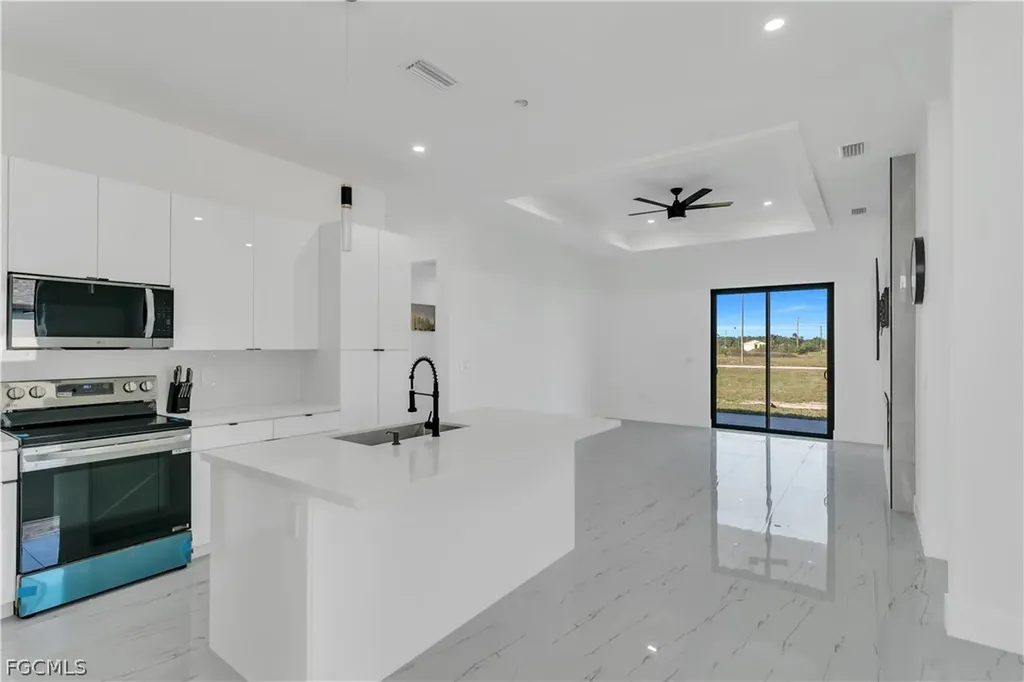 3817 NW 40th Street Cape Coral FL 33993
