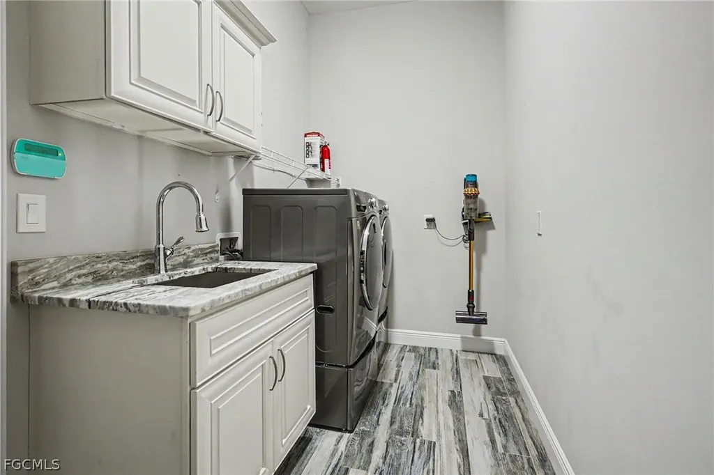 1909 SW 45th Street Cape Coral FL 33914