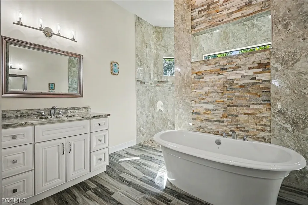 1909 SW 45th Street Cape Coral FL 33914