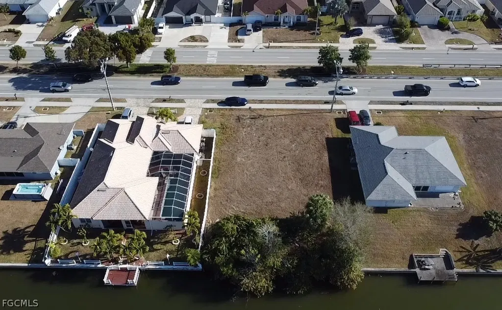 312 Nicholas Parkway E Cape Coral FL 33990