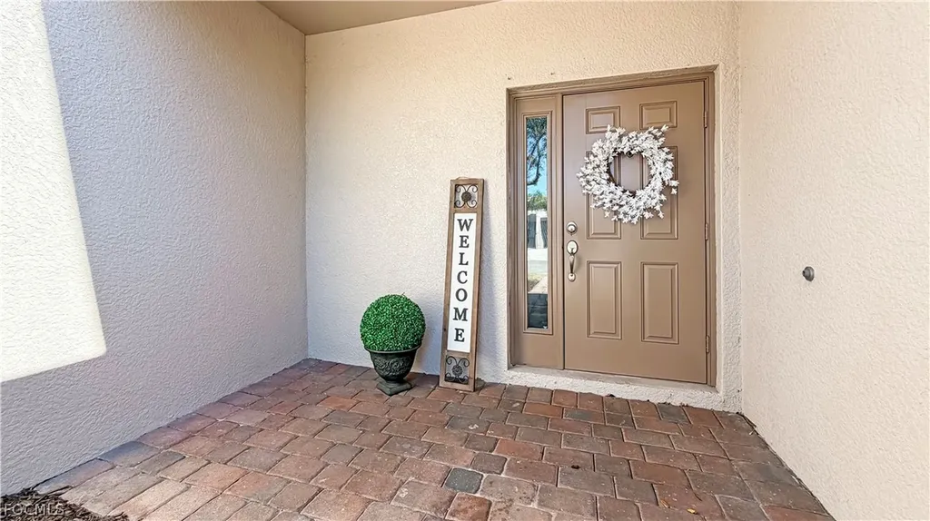 3908 Cherrybrook Loop Fort Myers FL 33966