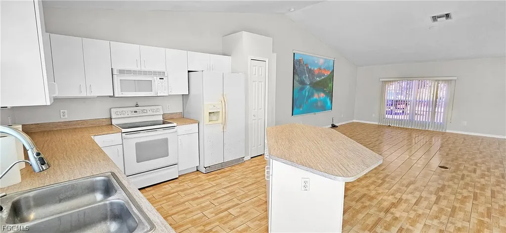 6078 Laurelwood Drive Fort Myers FL 33905