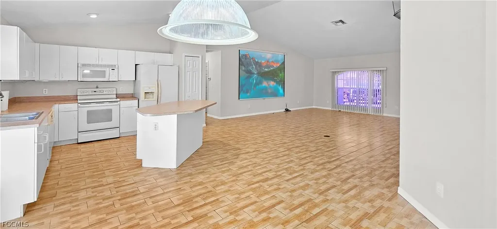 6078 Laurelwood Drive Fort Myers FL 33905