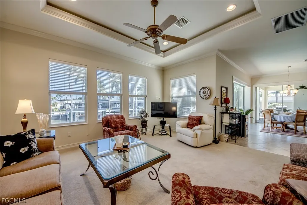 5237 Seminole Court Cape Coral FL 33904