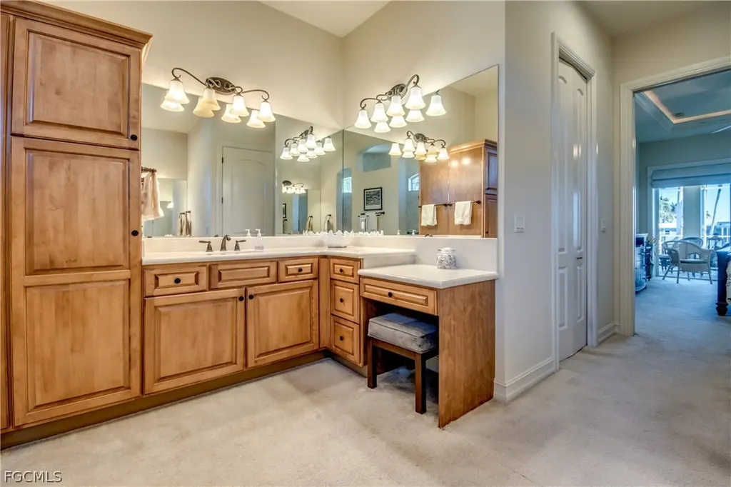 5237 Seminole Court Cape Coral FL 33904