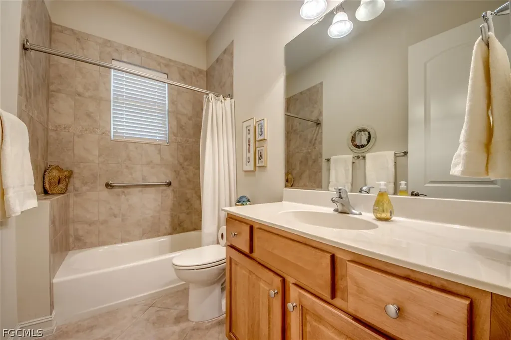 5237 Seminole Court Cape Coral FL 33904
