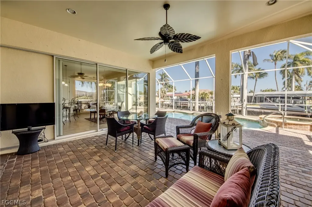 5237 Seminole Court Cape Coral FL 33904