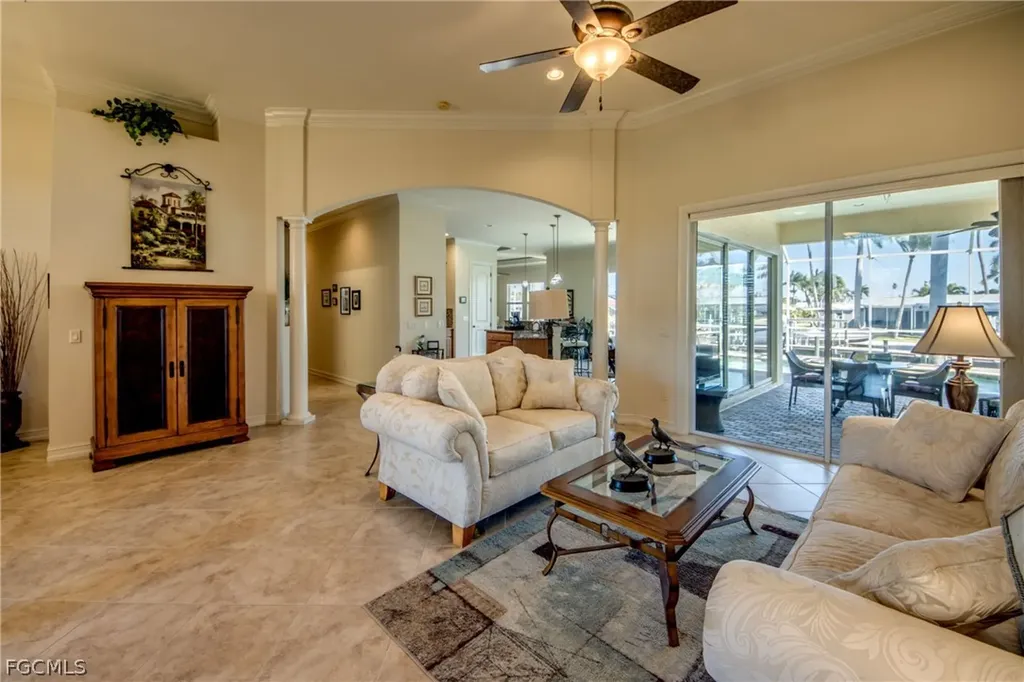 5237 Seminole Court Cape Coral FL 33904