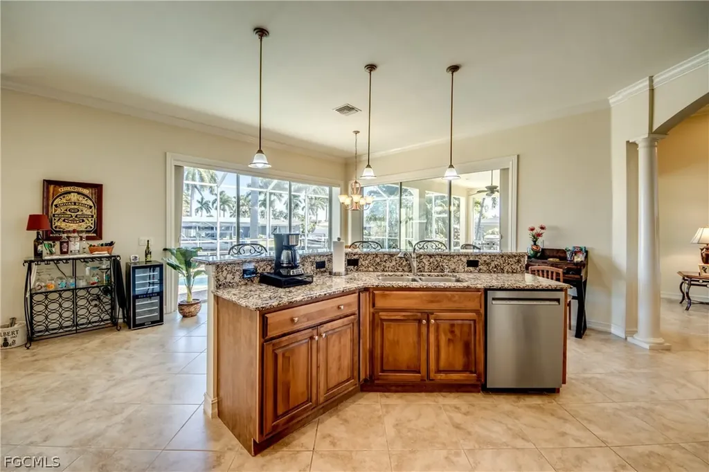 5237 Seminole Court Cape Coral FL 33904