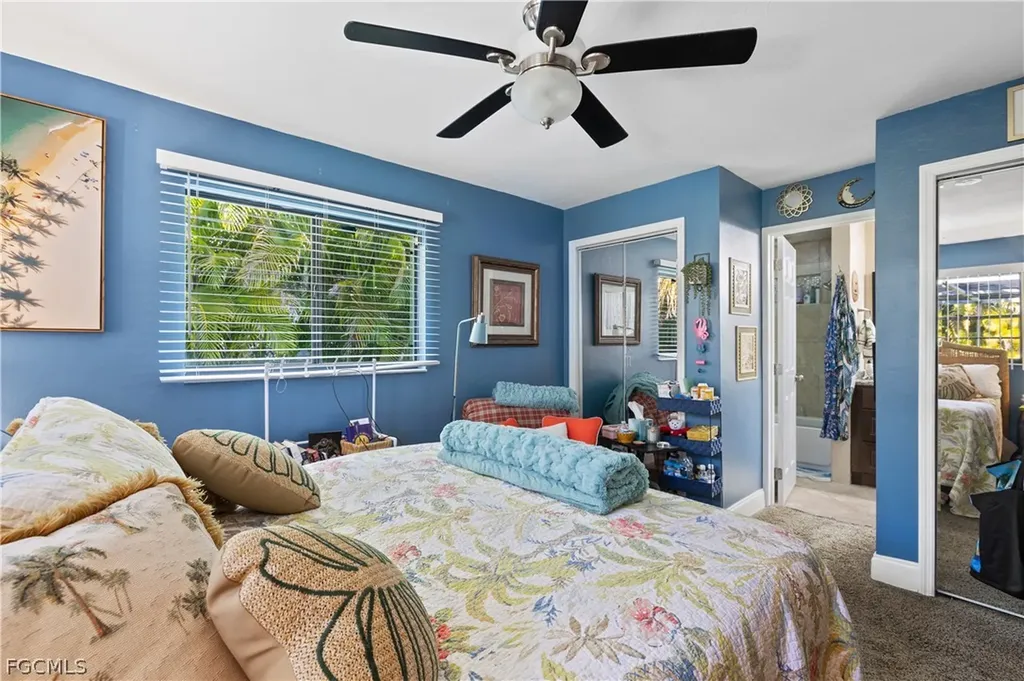 913 SE 26th Terrace Cape Coral FL 33904