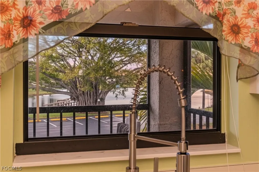 8340 Charter Club Circle Fort Myers FL 33919