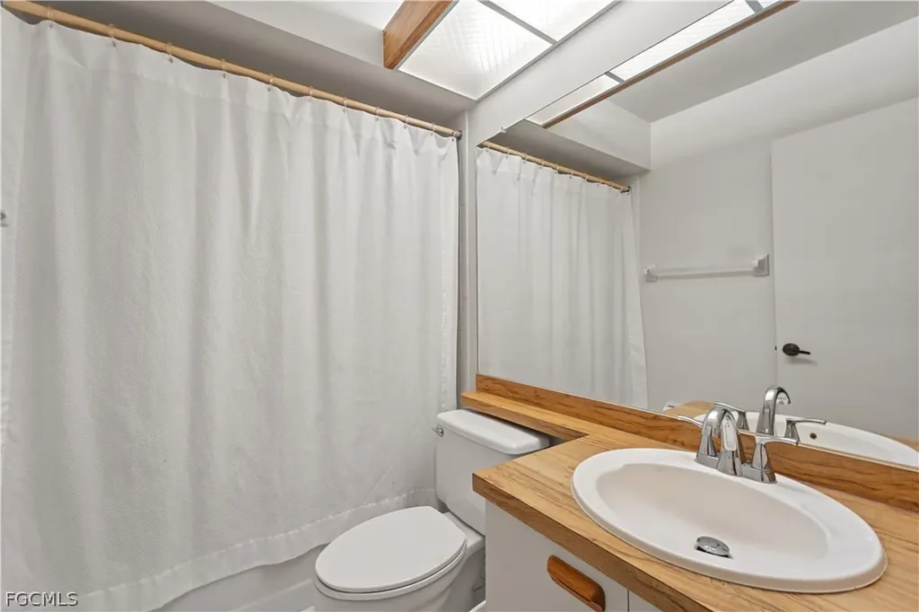 8340 Charter Club Circle Fort Myers FL 33919