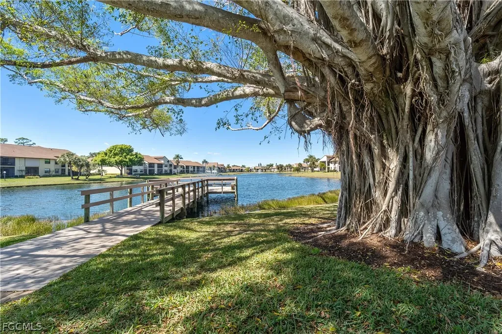 8340 Charter Club Circle Fort Myers FL 33919