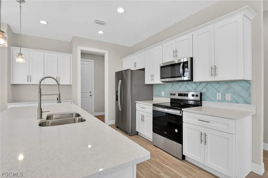 2014 NW 21st Avenue Cape Coral FL 33993