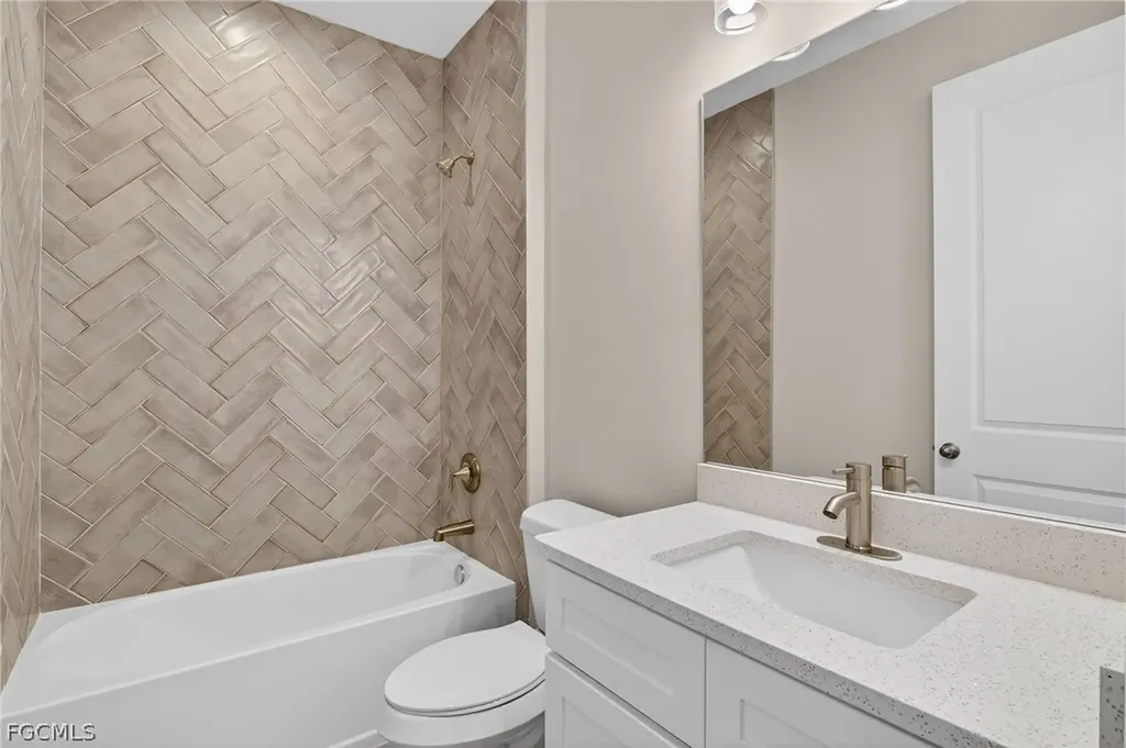 2014 NW 21st Avenue Cape Coral FL 33993