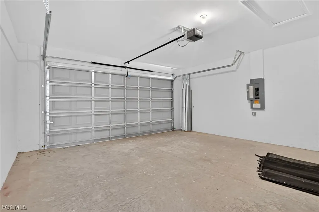 2014 NW 21st Avenue Cape Coral FL 33993