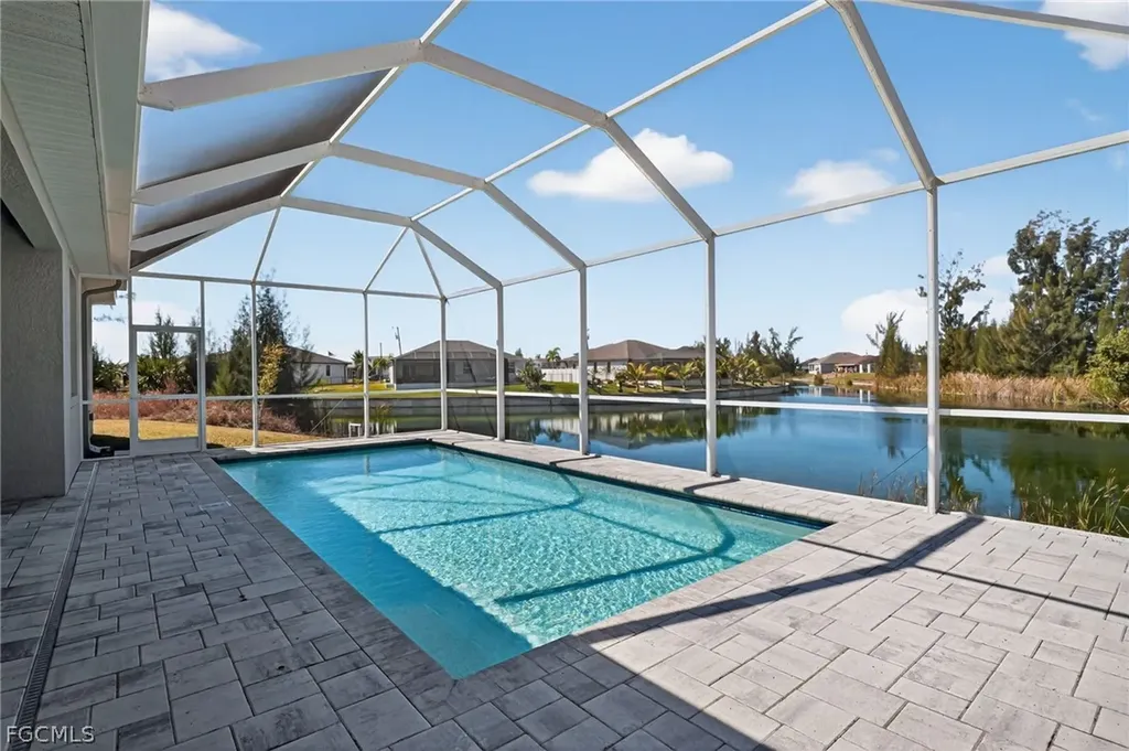 2014 NW 21st Avenue Cape Coral FL 33993