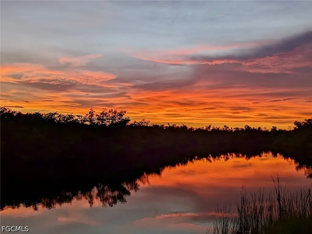 2014 NW 21st Avenue Cape Coral FL 33993