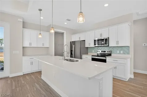 2014 NW 21st Avenue Cape Coral FL 33993