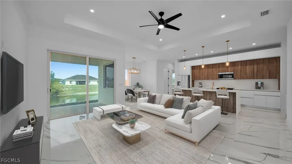351 NE 25th Street Cape Coral FL 33909