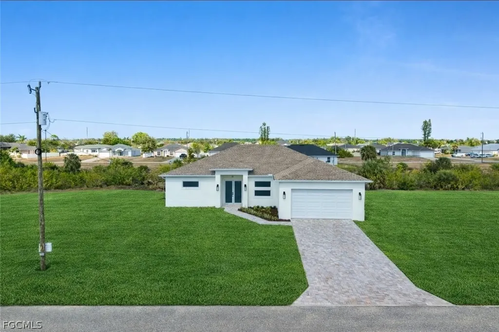 351 NE 25th Street Cape Coral FL 33909