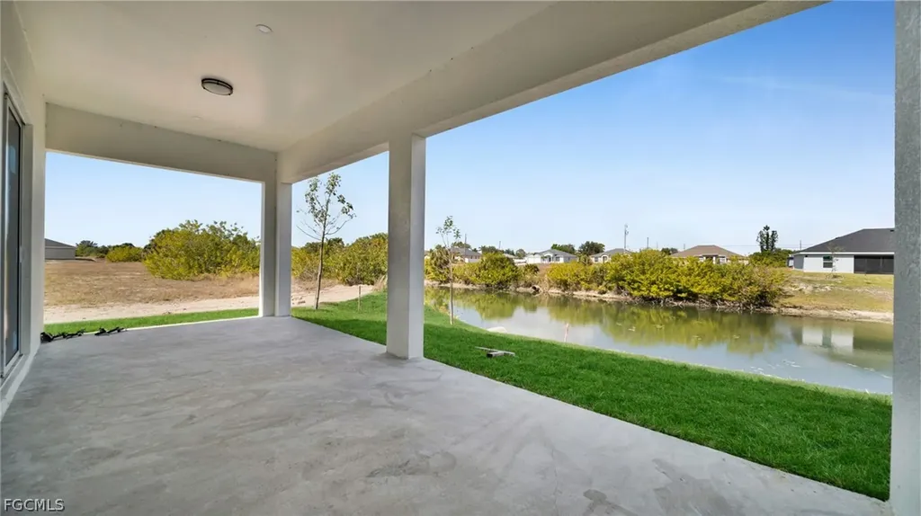 351 NE 25th Street Cape Coral FL 33909
