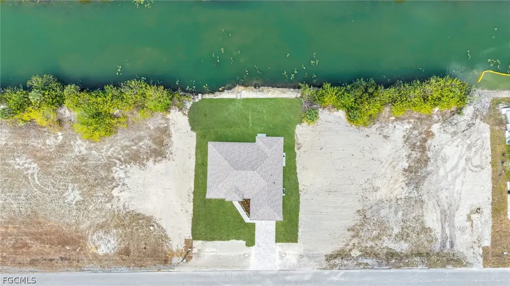 351 NE 25th Street Cape Coral FL 33909