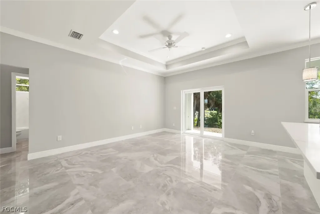 897 Iris Drive North Fort Myers FL 33903