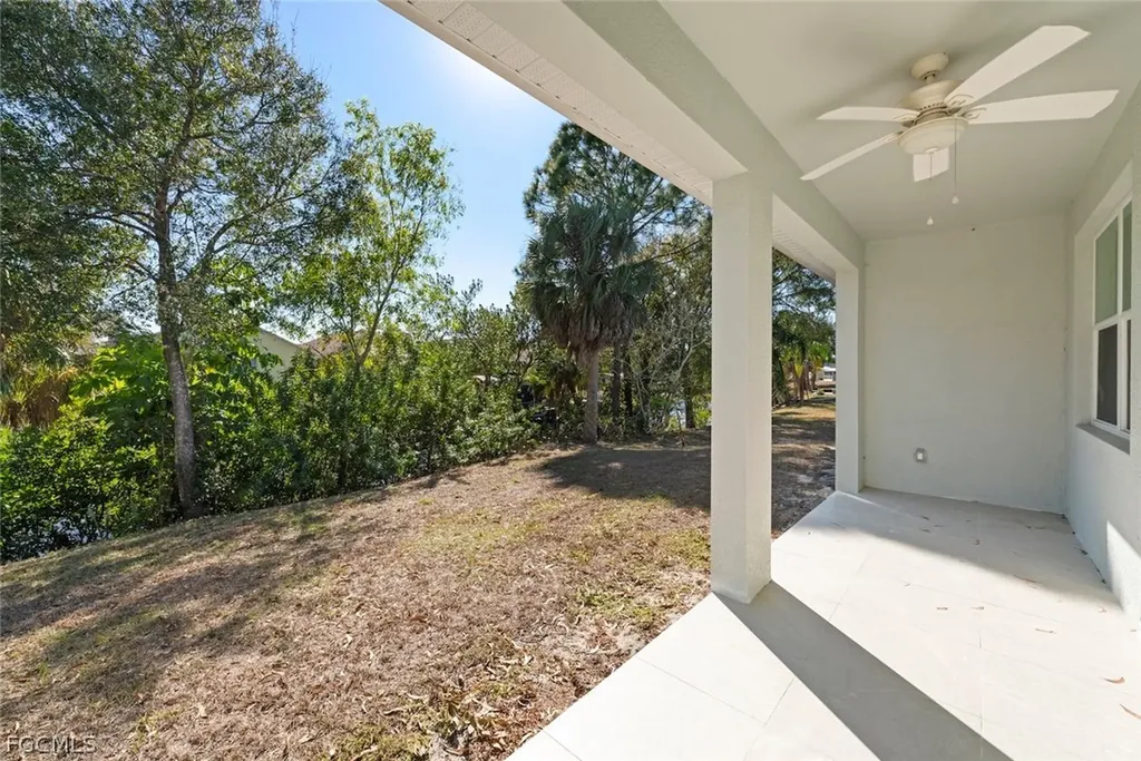 897 Iris Drive North Fort Myers FL 33903