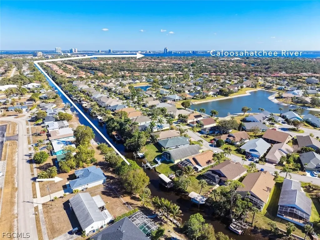 897 Iris Drive North Fort Myers FL 33903