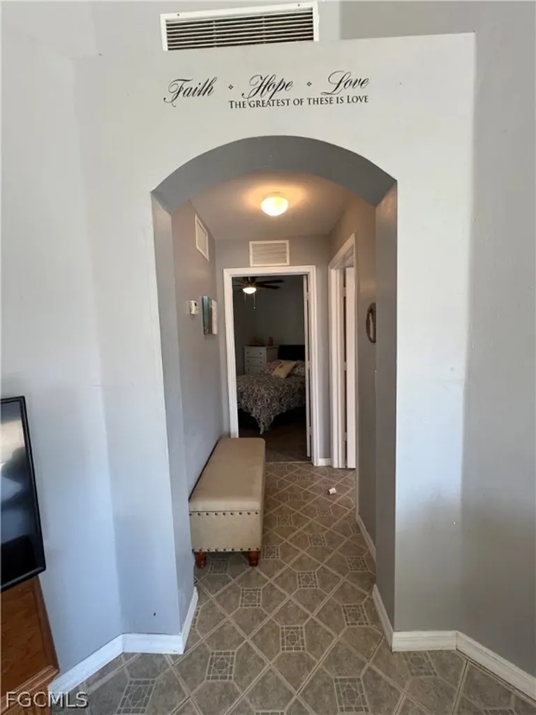3446 NE 10th Avenue Cape Coral FL 33909