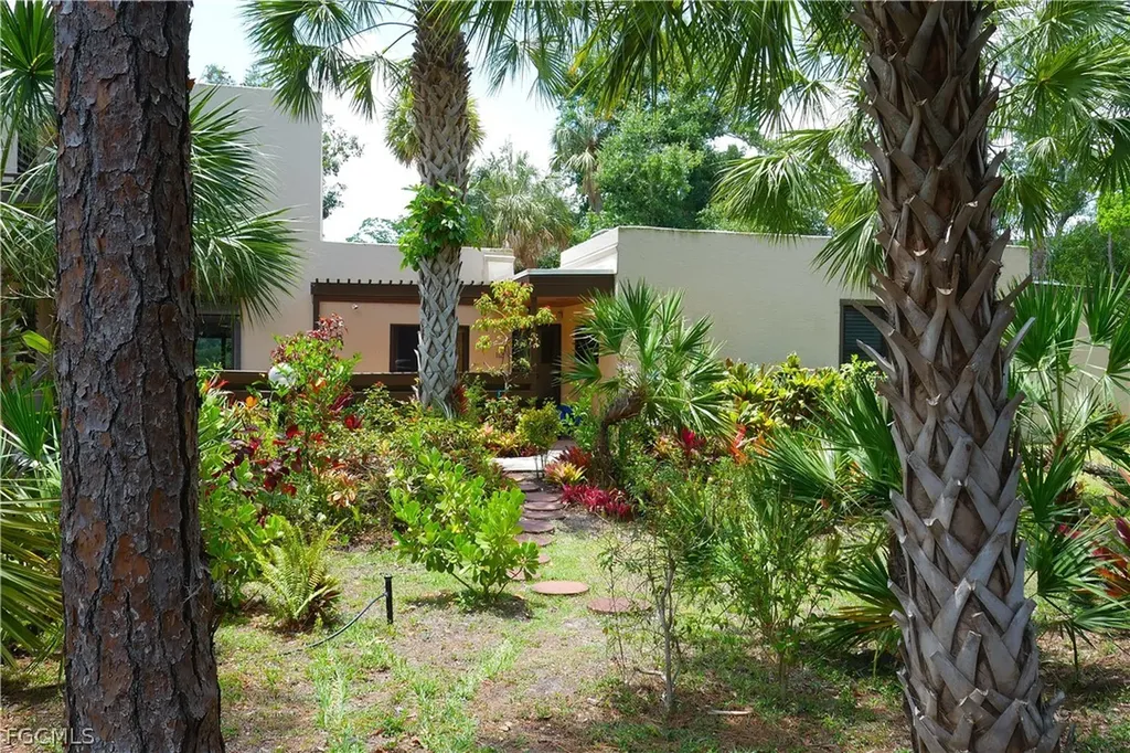 112 Pinebrook Drive Fort Myers FL 33907