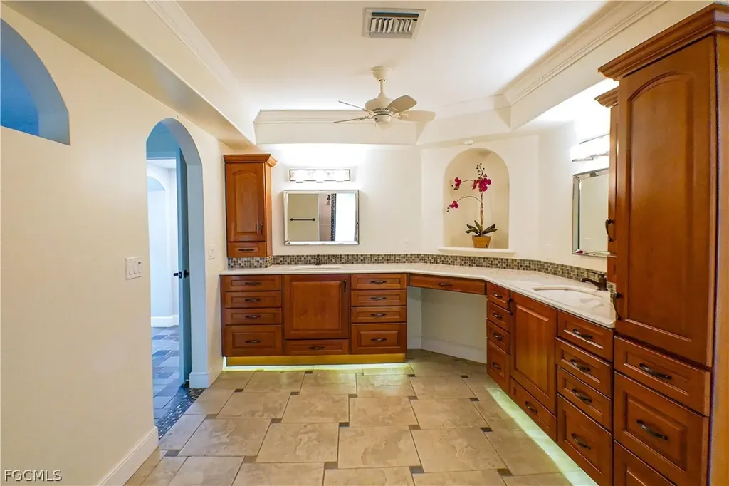 112 Pinebrook Drive Fort Myers FL 33907