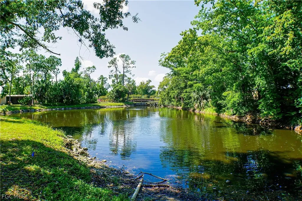112 Pinebrook Drive Fort Myers FL 33907