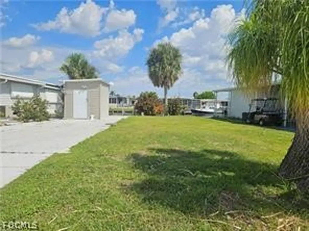 14665 Paul Revere Loop North Fort Myers FL 33917