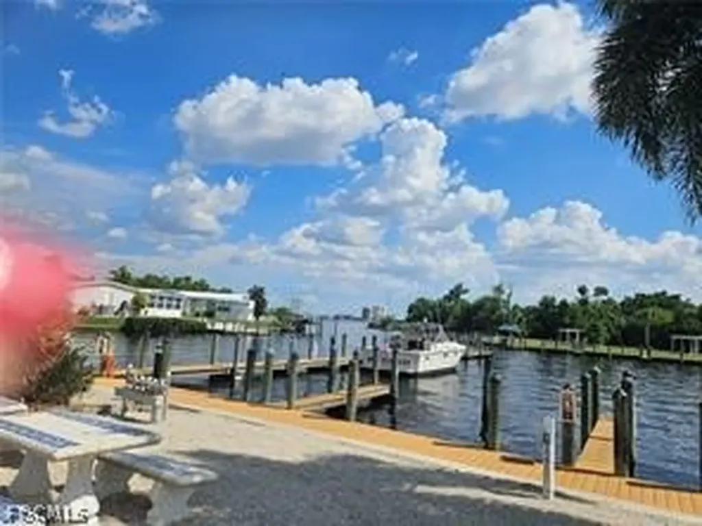 14665 Paul Revere Loop North Fort Myers FL 33917