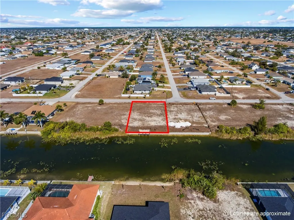 704 NW 9th Street Cape Coral FL 33993