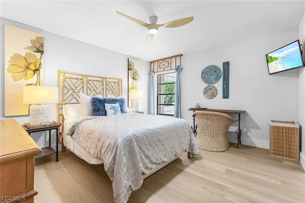 663 110th Avenue N Naples FL 34108