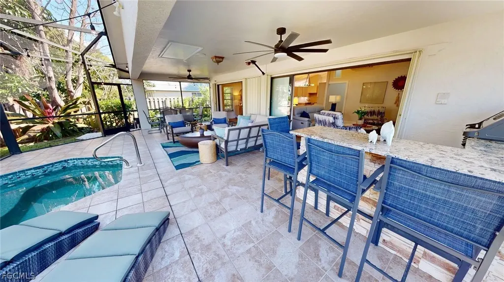 663 110th Avenue N Naples FL 34108