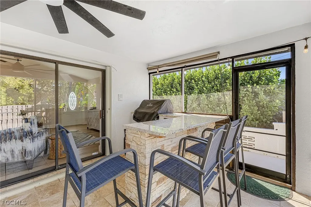 663 110th Avenue N Naples FL 34108