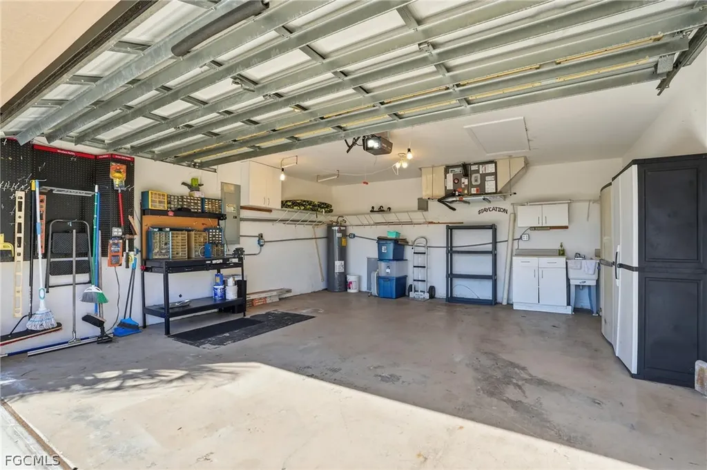 3020 SW 5th Avenue Cape Coral FL 33914