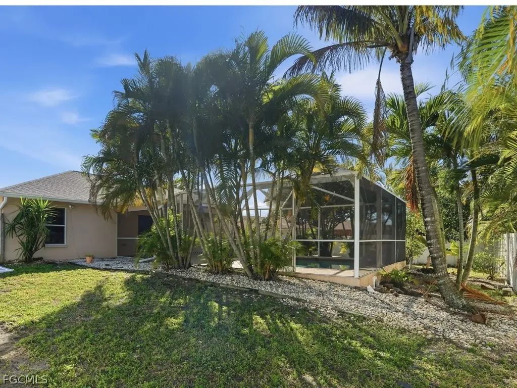 3020 SW 5th Avenue Cape Coral FL 33914