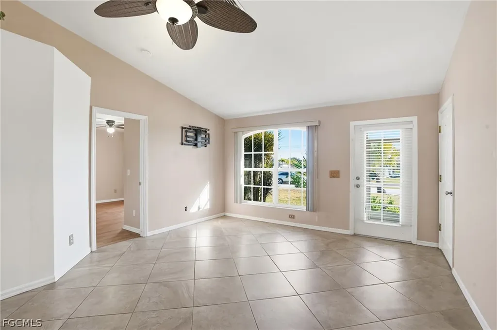 3020 SW 5th Avenue Cape Coral FL 33914