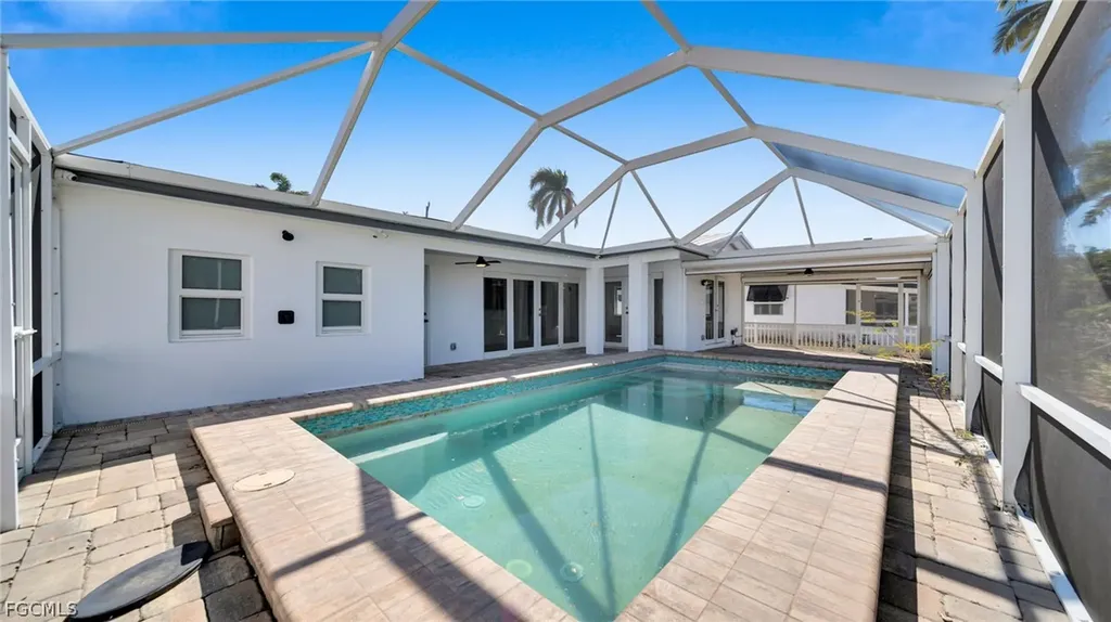 465 Donora Boulevard Fort Myers Beach FL 33931