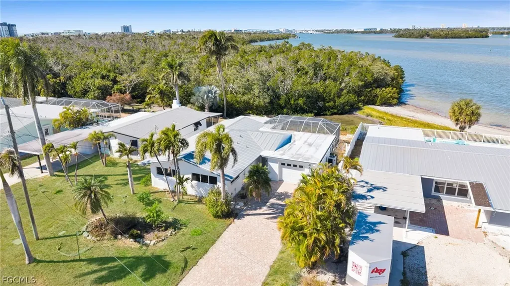 465 Donora Boulevard Fort Myers Beach FL 33931