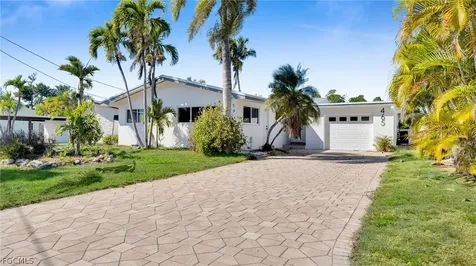 465 Donora Boulevard Fort Myers Beach FL 33931