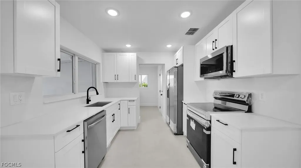331 Washington Court Fort Myers Beach FL 33931
