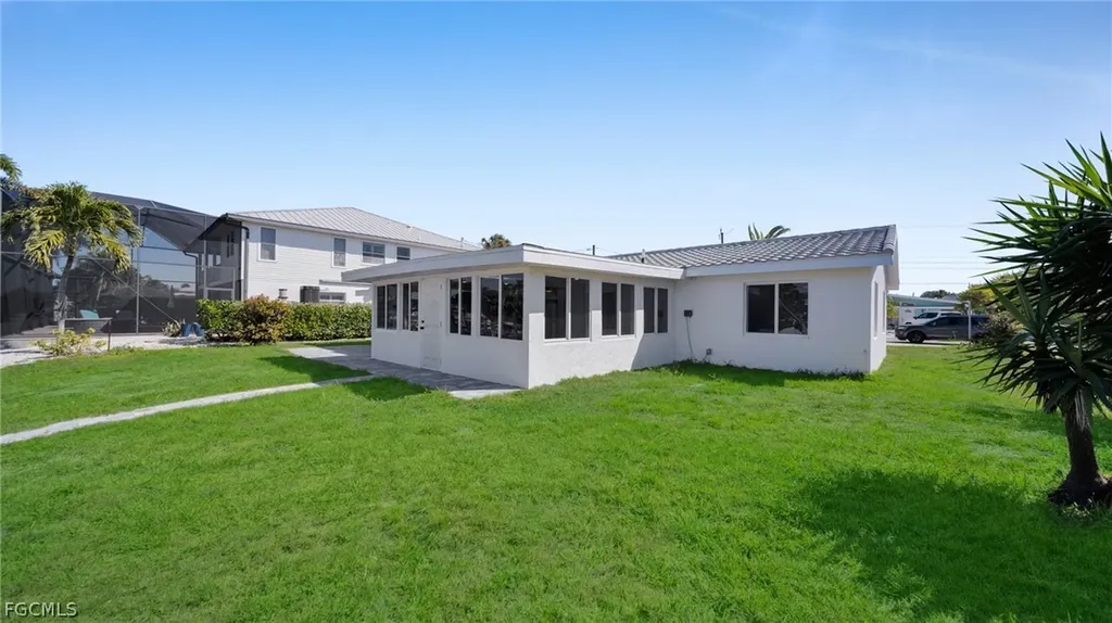 331 Washington Court Fort Myers Beach FL 33931