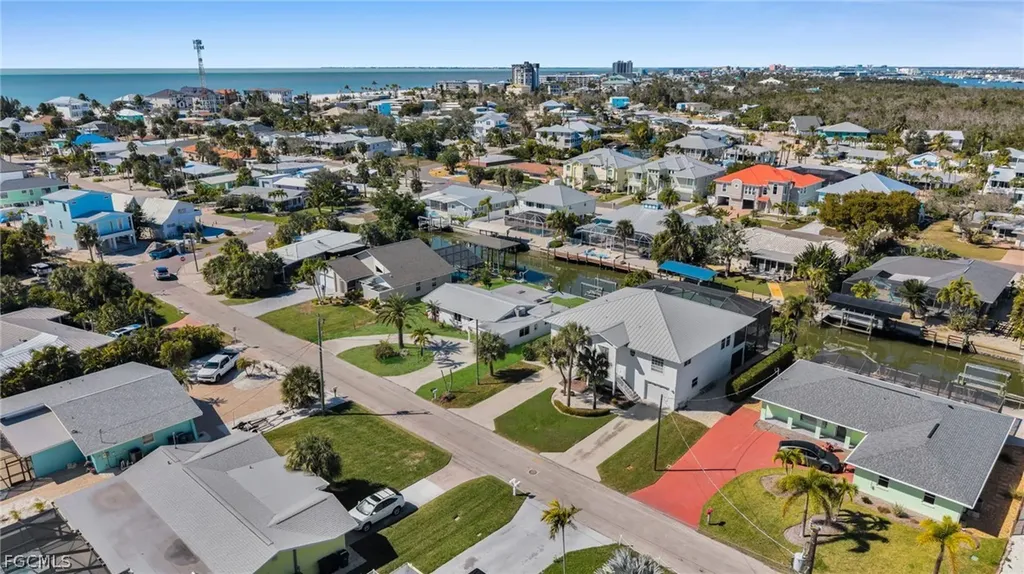 331 Washington Court Fort Myers Beach FL 33931