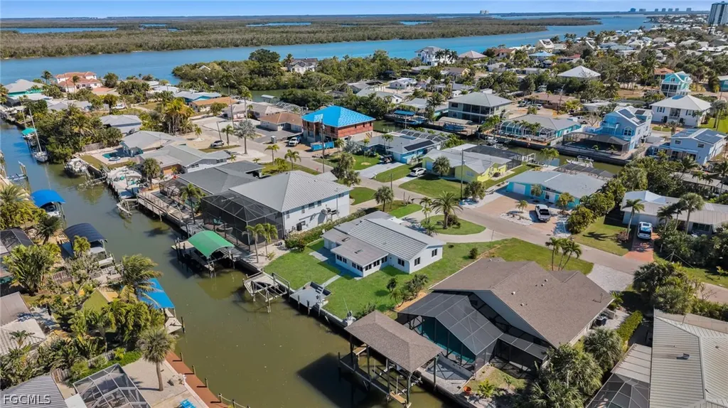 331 Washington Court Fort Myers Beach FL 33931